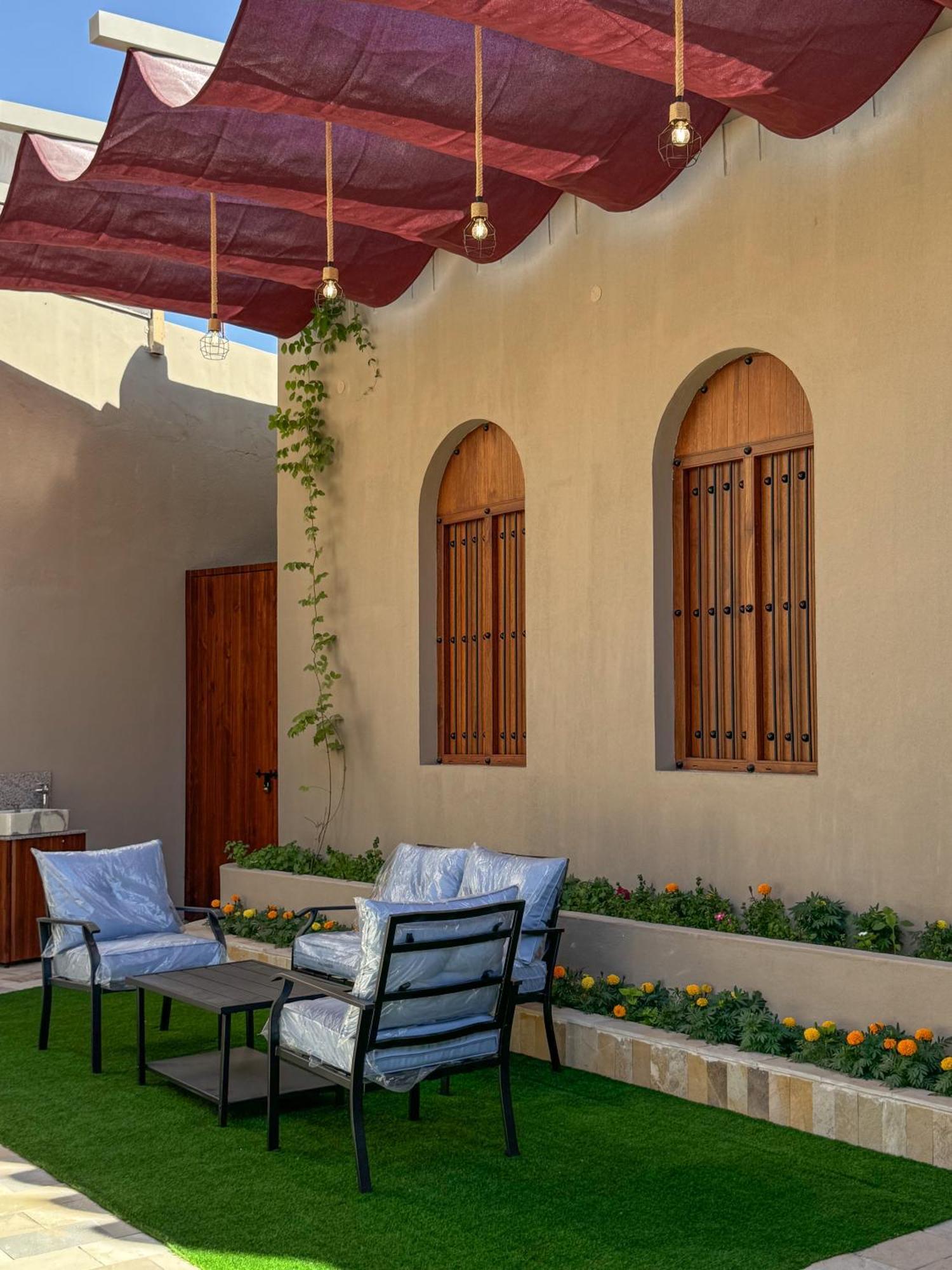 بيت أرض الثراء Rich Land House Nizva Kültér fotó